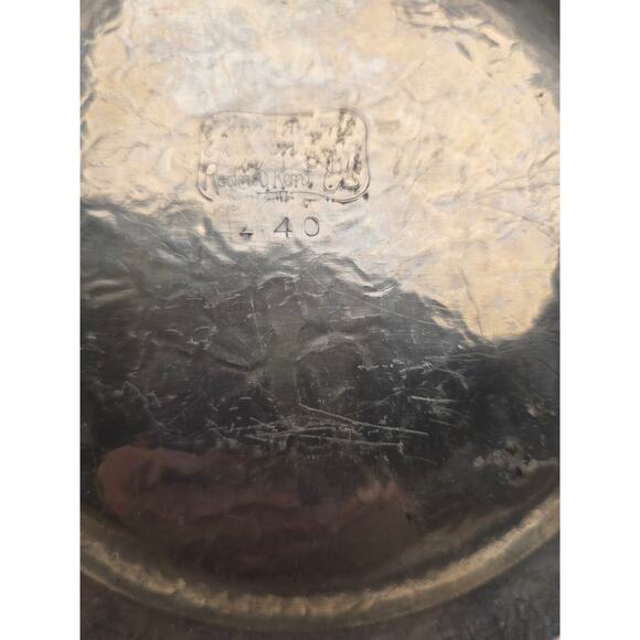 Edward Kent Antique hammered silverplate covered dish /tray marked “440” - Picture 5 of 7
